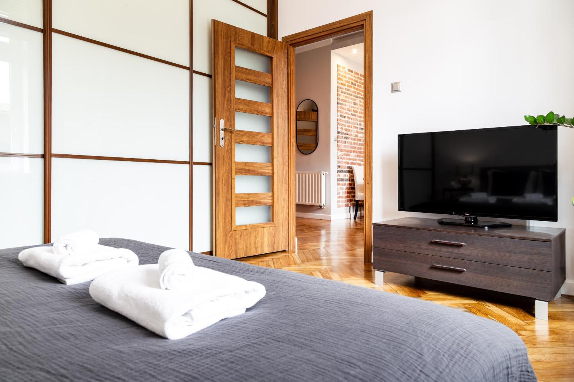 Househost Apartment: Jozefa 2/10 Krakow Dış mekan fotoğraf